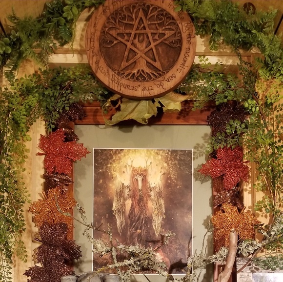 Meet your Posher, Lisa - Picture 1 of 1